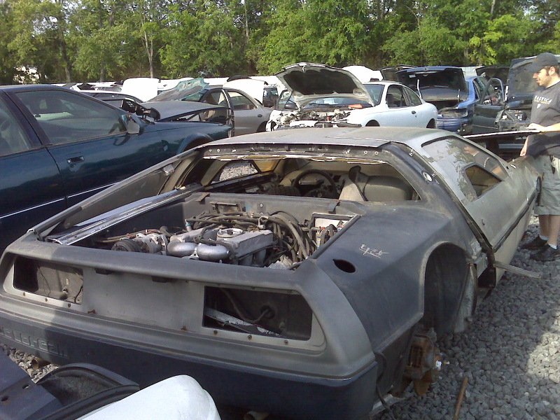 Illustration for article titled Time Machine Found In Junkyard By Hobo Seeking Great Scotch